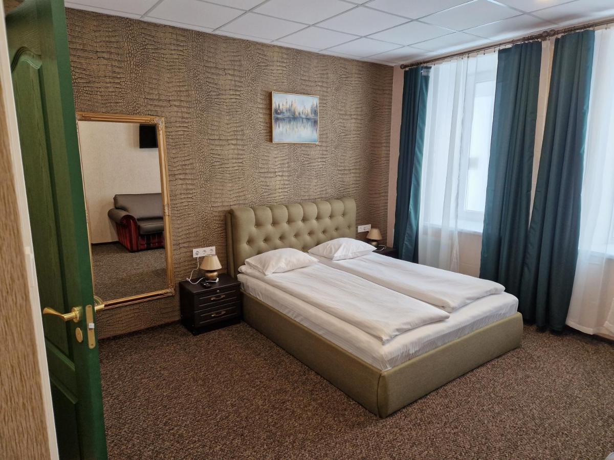 Central Hotel With Free Parking Rīga Exterior foto
